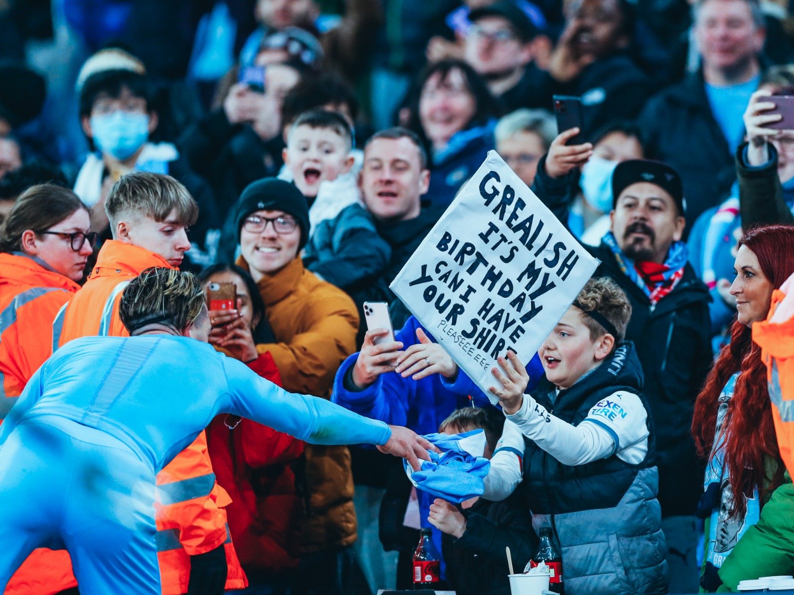 等年轻选手 等年轻选手